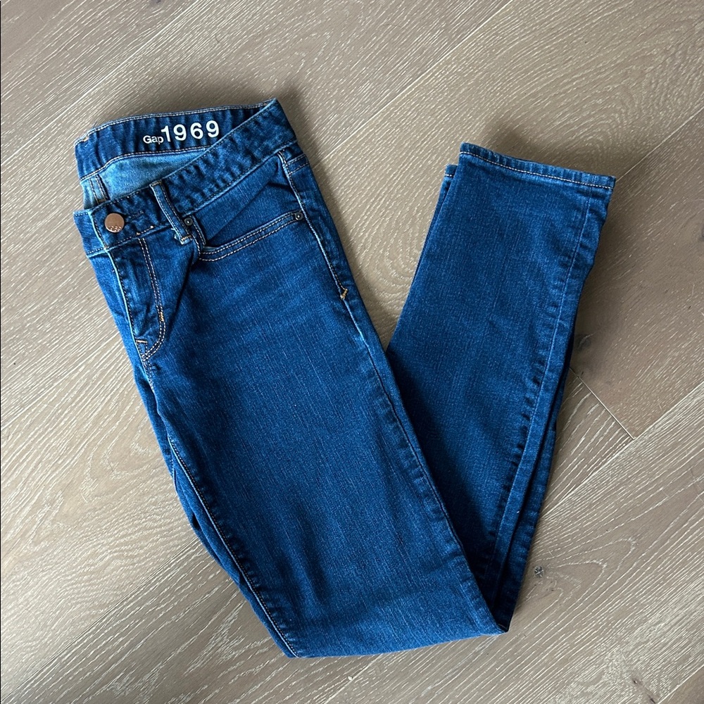 GAP Women's Classic Indigo Skinny Jeans